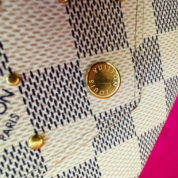 Louis Vuitton Victorine Wallet Fuchsia - Picture 3 of 7